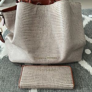 Dooney & Burke Lizard embossed Large Barlow with matching wallet.